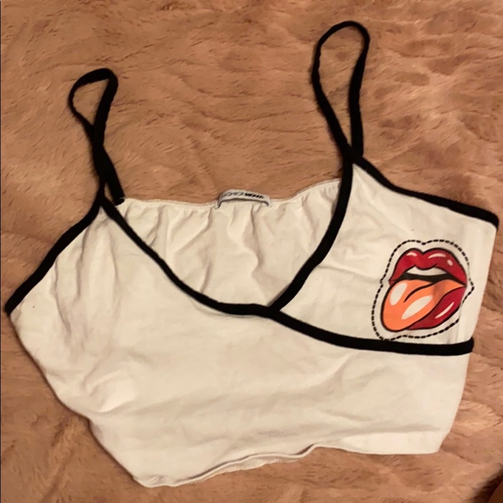 Lips crop tank